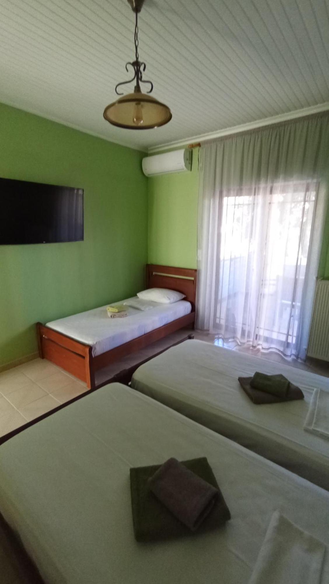 Apartament House Eugenia Sarti Pokój zdjęcie